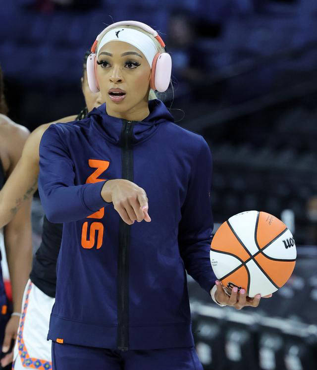 WNBA：天空78-66胜太阳，替补球员范丽丝16分创职业生涯新高的简单介绍