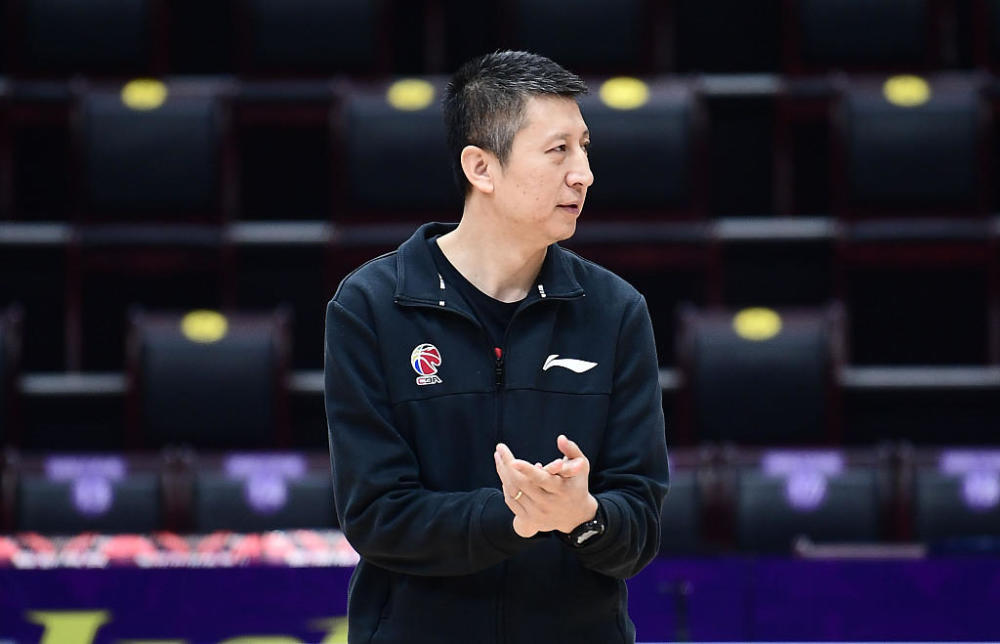 郭士强执教中国男篮战绩1胜11负最近11场全败的简单介绍