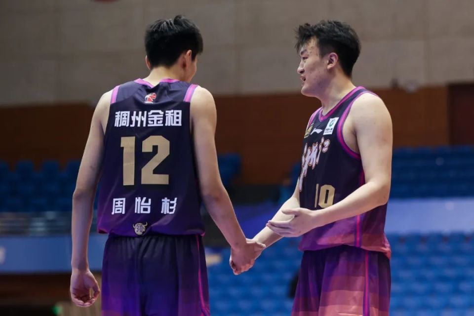 开云体育登录-俱乐部杯-刘泽一16+9浙江胜吉林吴昌泽9+12的简单介绍
